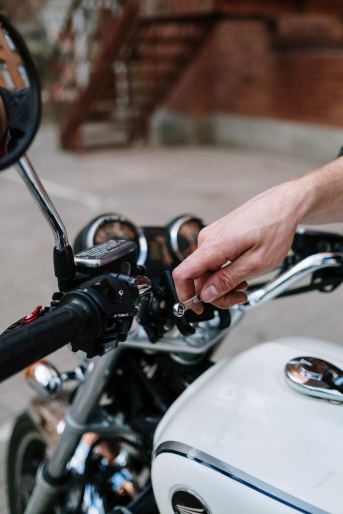 pexels-photo-5184996 Agenzia per noleggio motocicli a Bari
